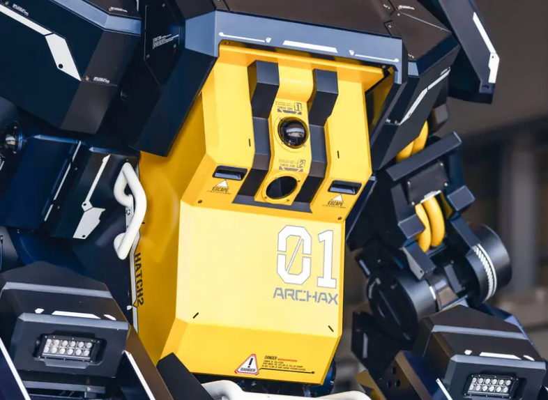 Archax the 15-Foot 'Transformers'