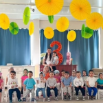 young mom 22 children