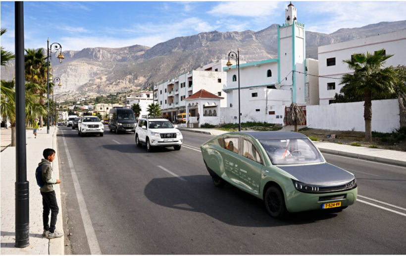 Solar-powered off-road car