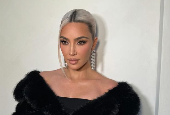 kim kardashian blonde hair