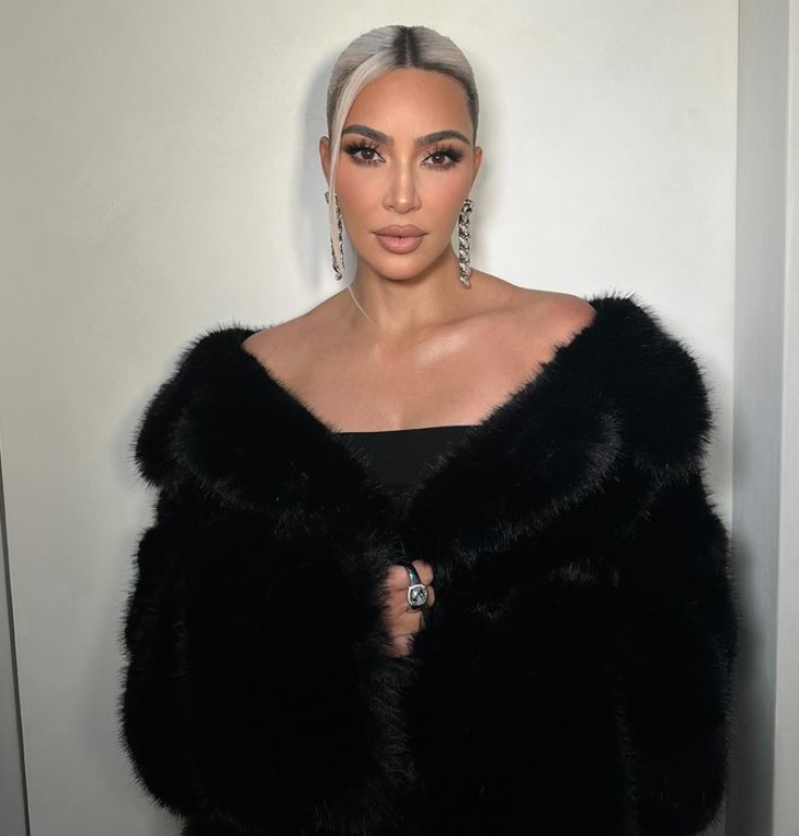 Kim Kardashian blonde hair