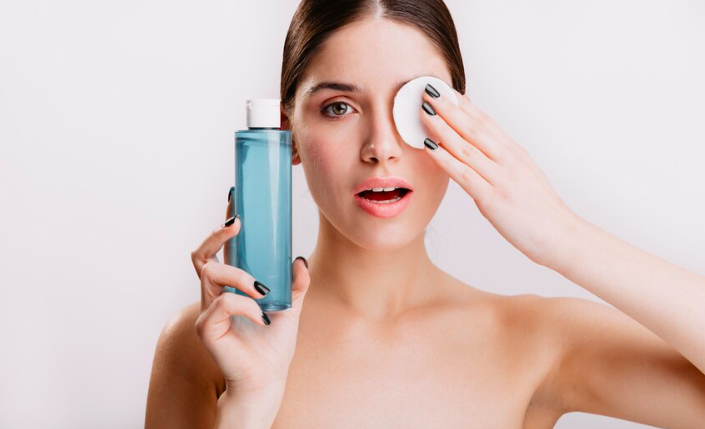 Dos and Don'ts of Mixing Skincare