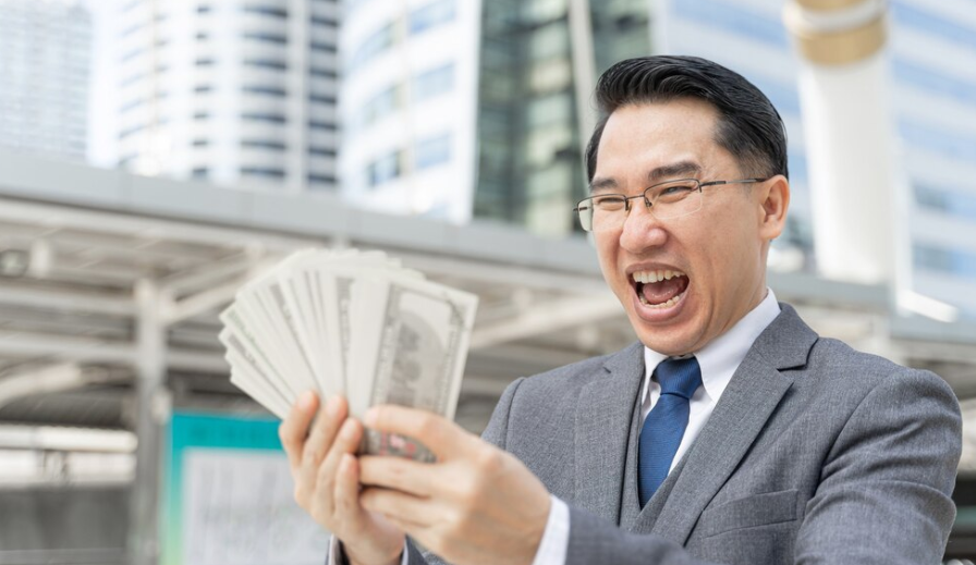 Japanese salarymen allowance