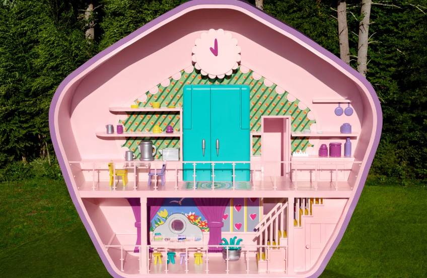 Polly Pocket AirBnB