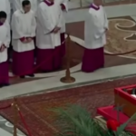 Nun Breaks Protocol at Pope Francis’ Funeral