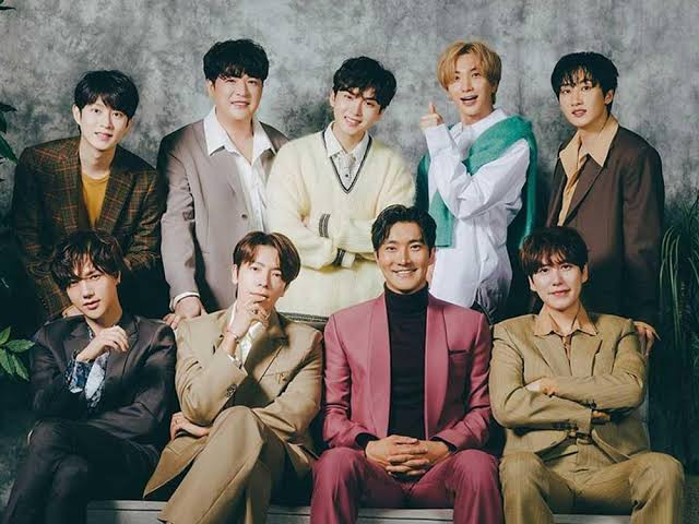 SUPER JUNIOR