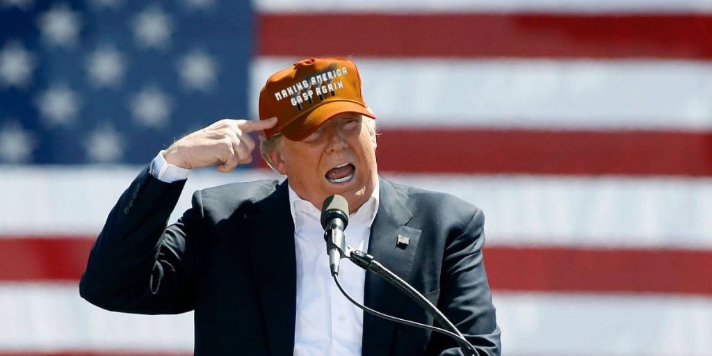 New marks on Trump’s hand spark fresh speculation about his health