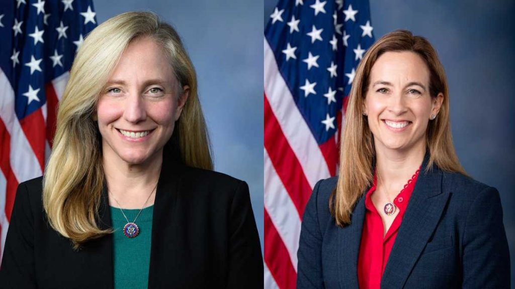 Obama Urges Democrats to Toughen Up and Back Electable Candidates