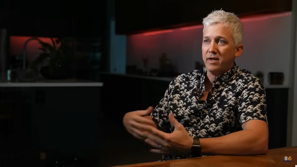 Netflix series missing woman scene showing the cruise ship where Amy Bradley was last seen in 1998.

