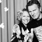 pamela anderson liam neeson
