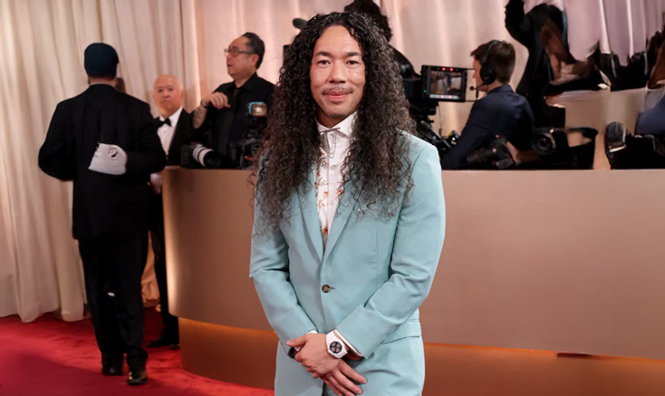 cole wallister golden globes oscars glambot glam bot